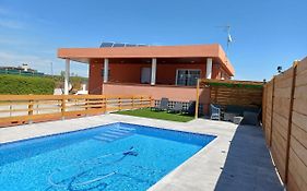 Piscina De Sal Barbacoa Wifi, Parking Gratis, 3 Min Pga Casa El Roble